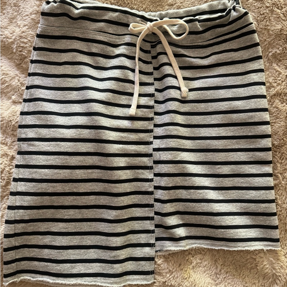Sundry skirt size 1